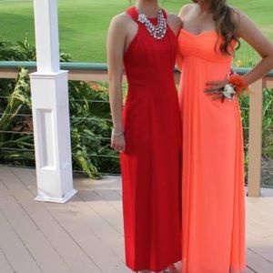 Dave and Johnny red formal dress. Perfect for Holiday party or prom